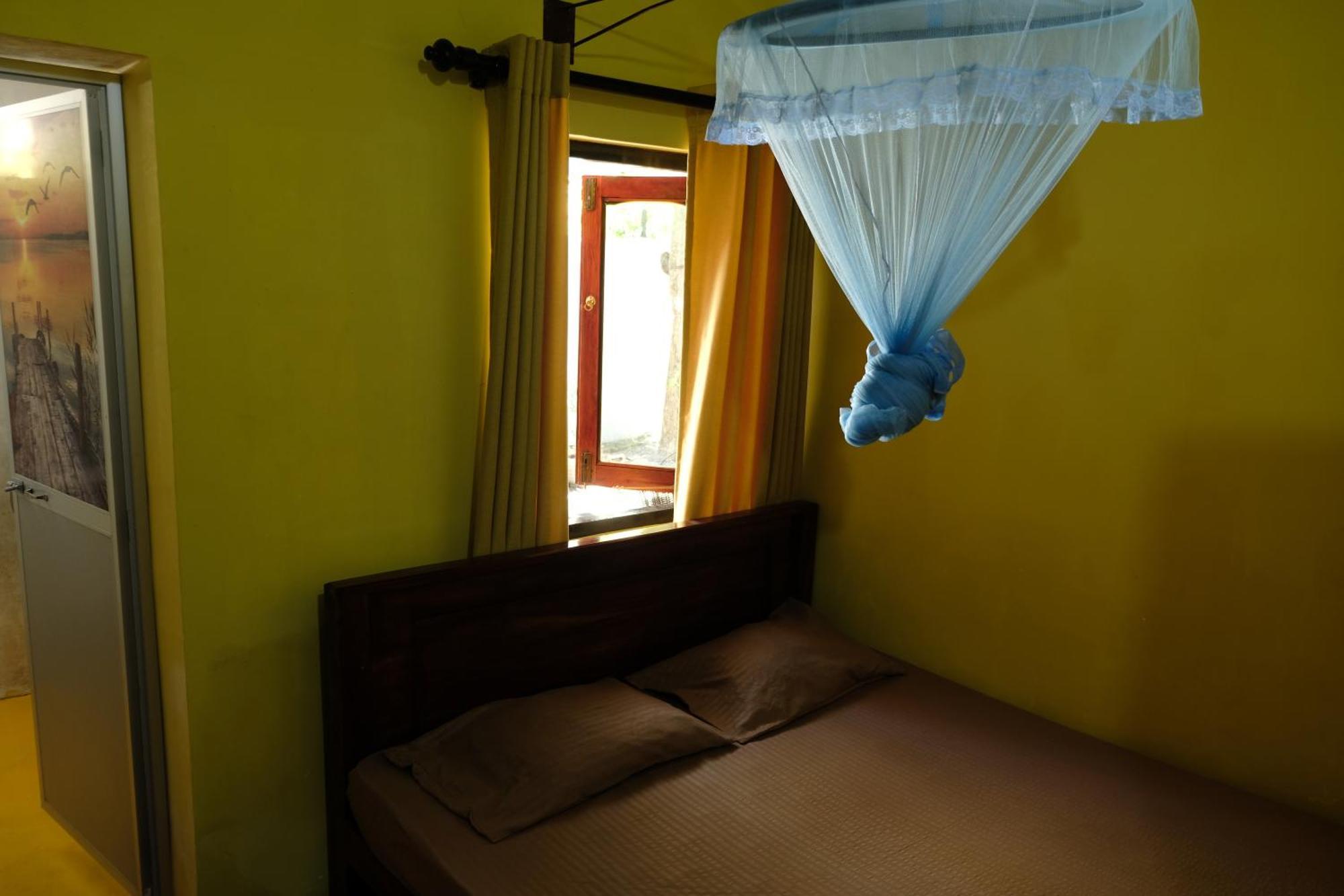 Menaka Homestay Tangalle Exterior photo