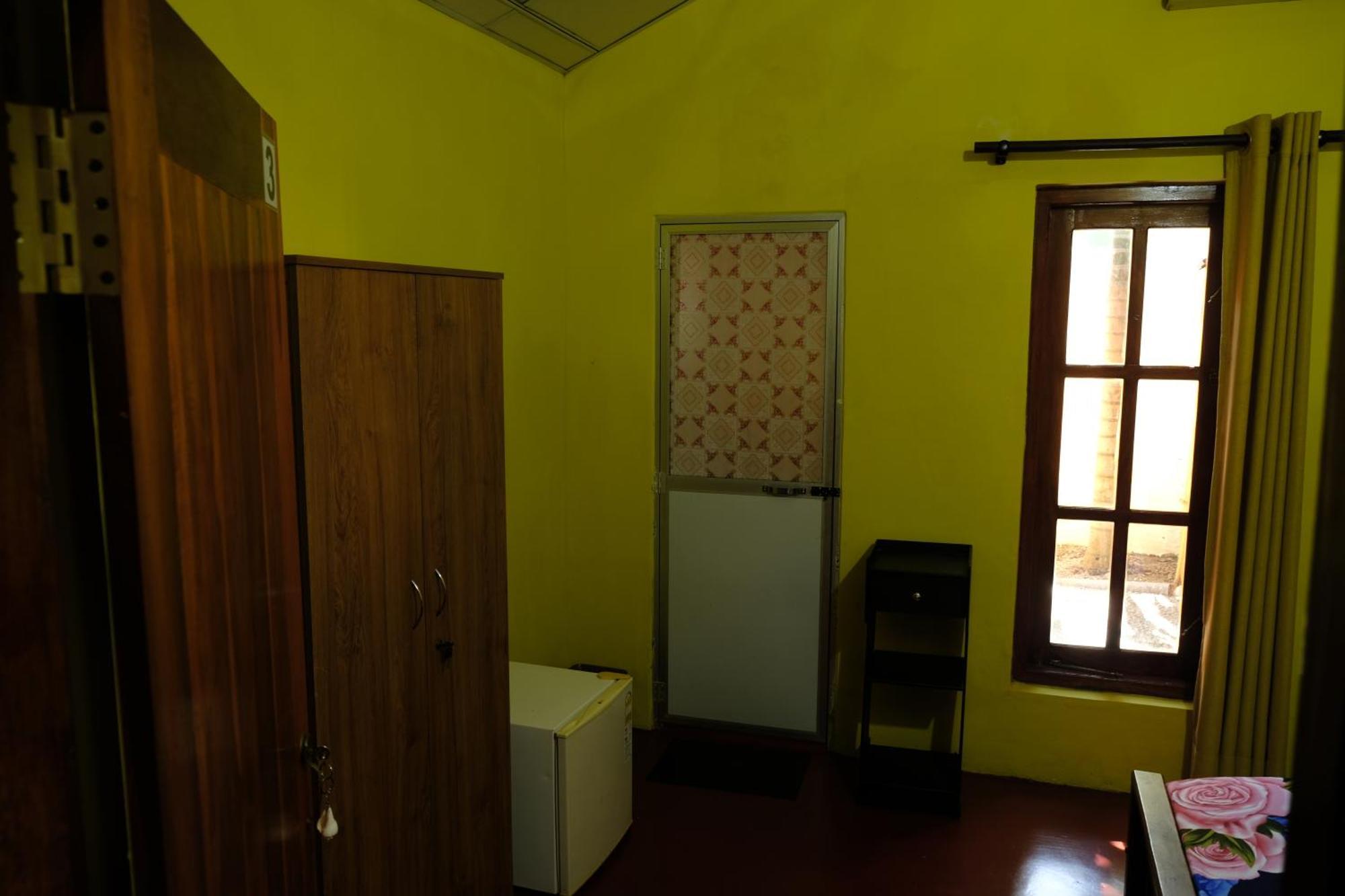 Menaka Homestay Tangalle Exterior photo